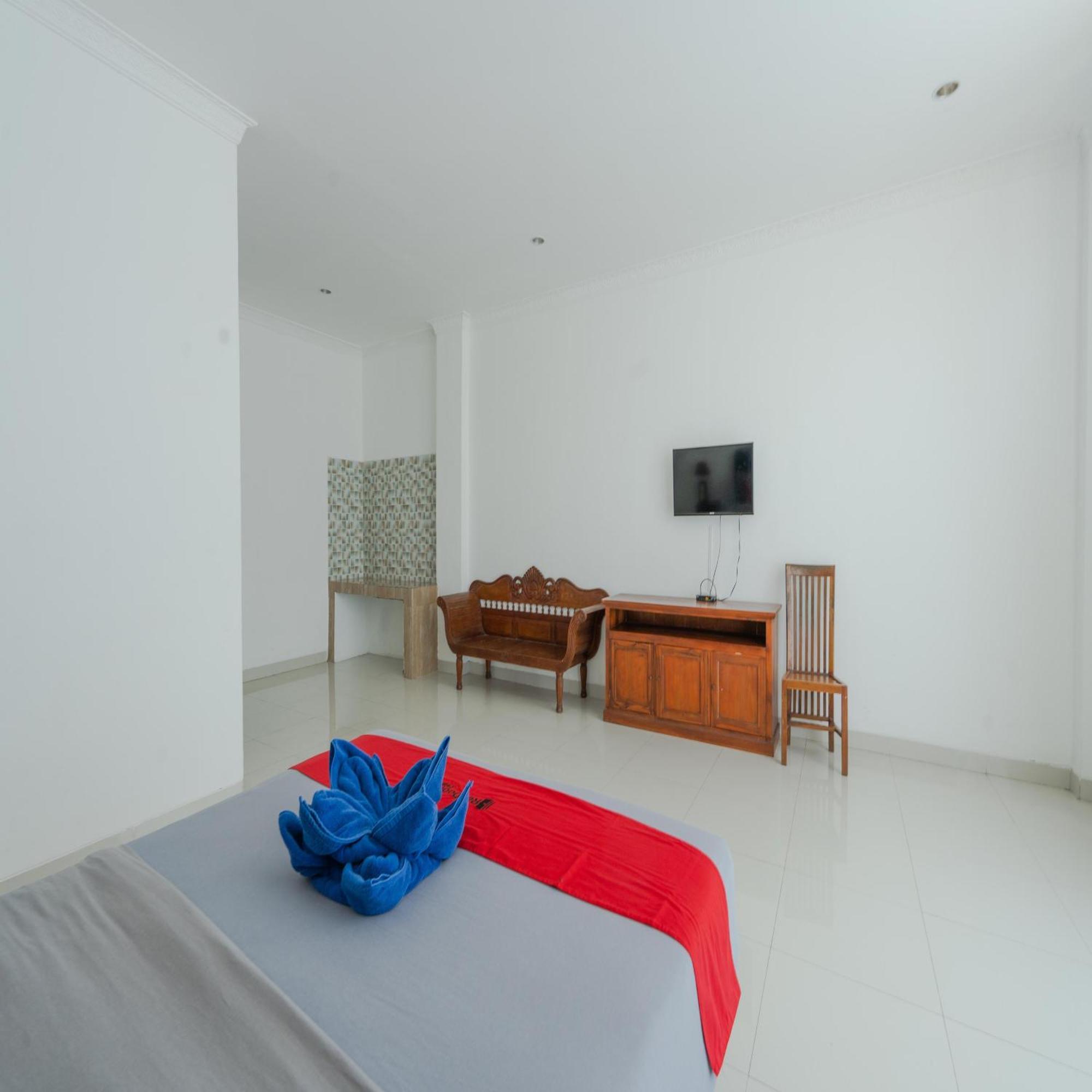 Reddoorz @ Uluwatu Suites Exterior foto