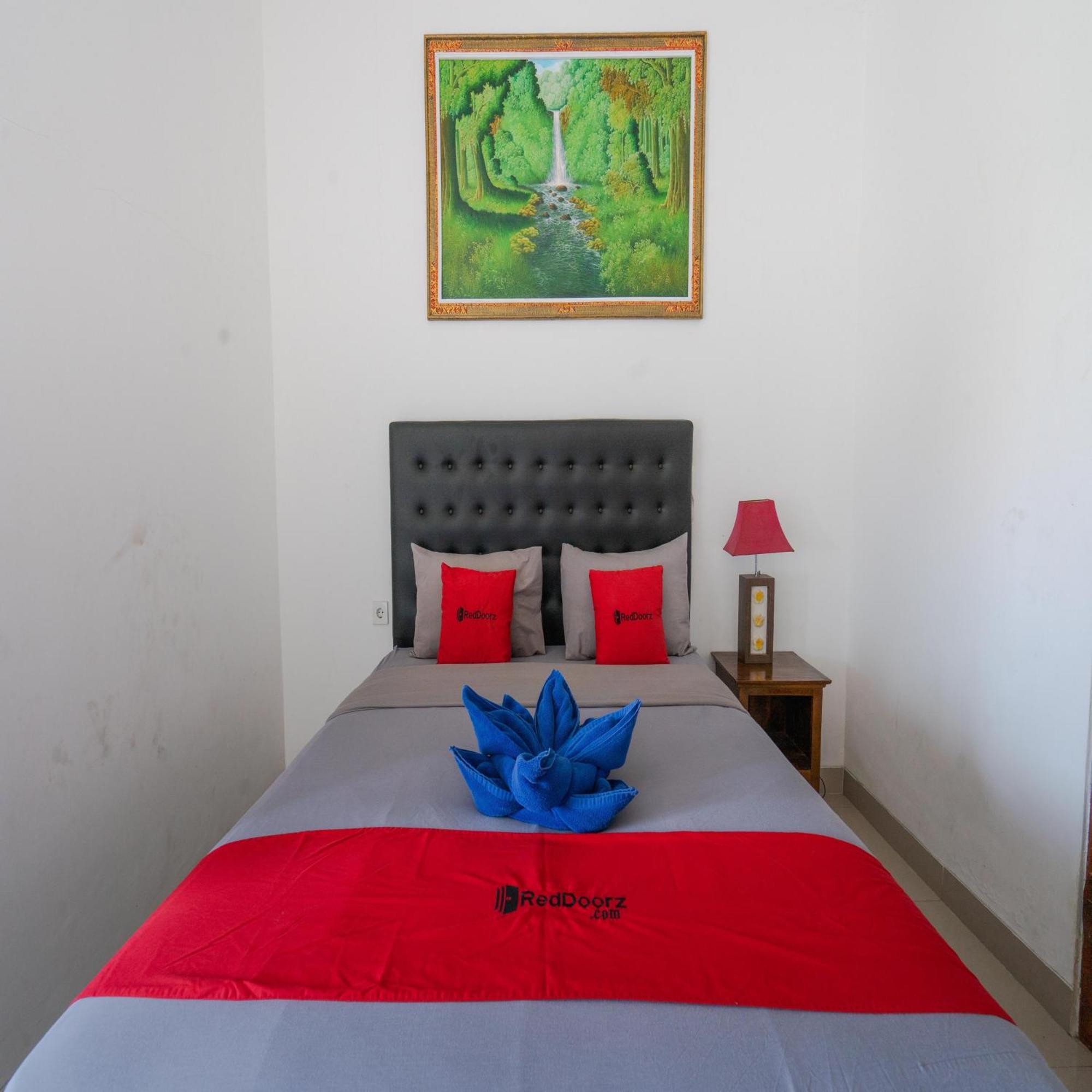 Reddoorz @ Uluwatu Suites Exterior foto