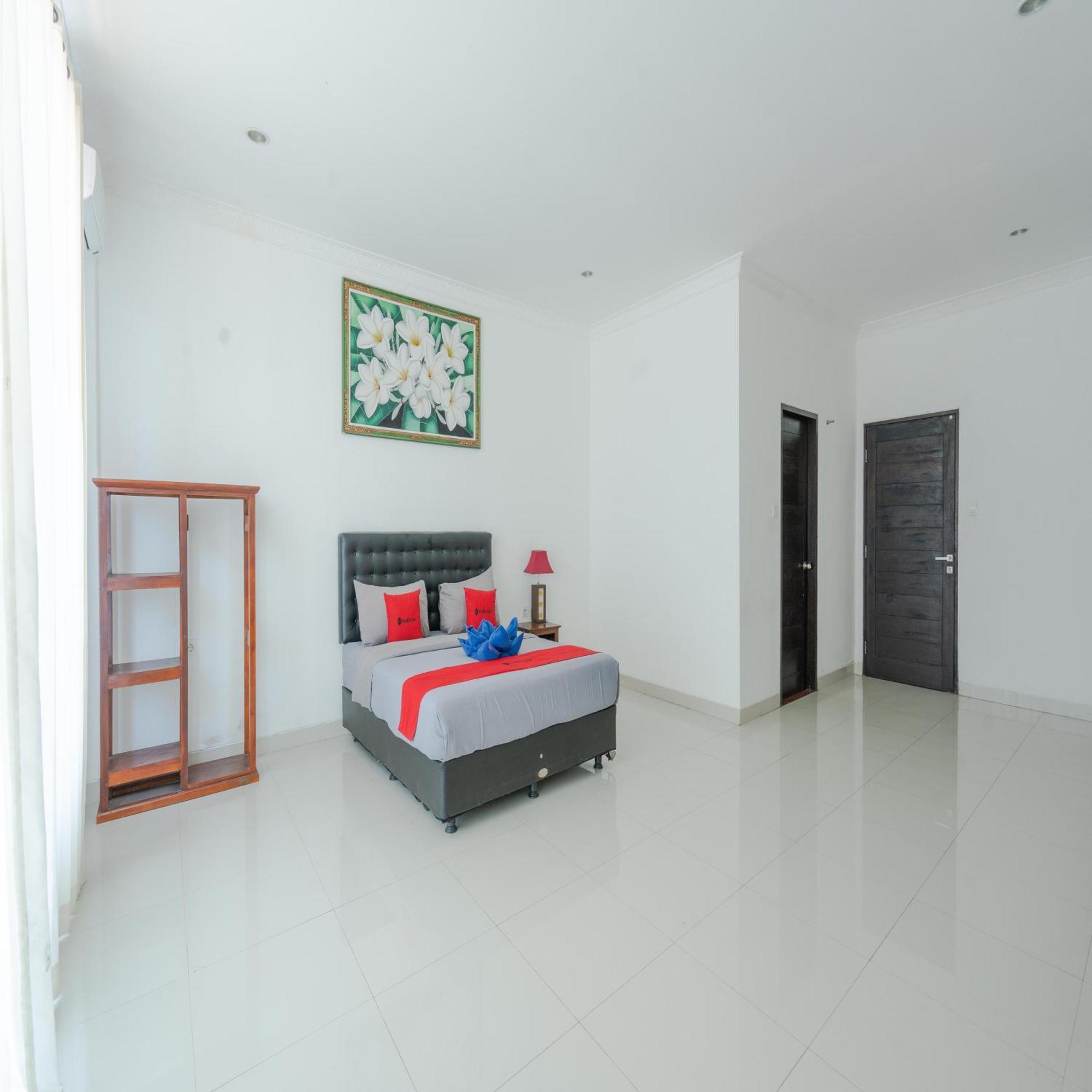 Reddoorz @ Uluwatu Suites Exterior foto