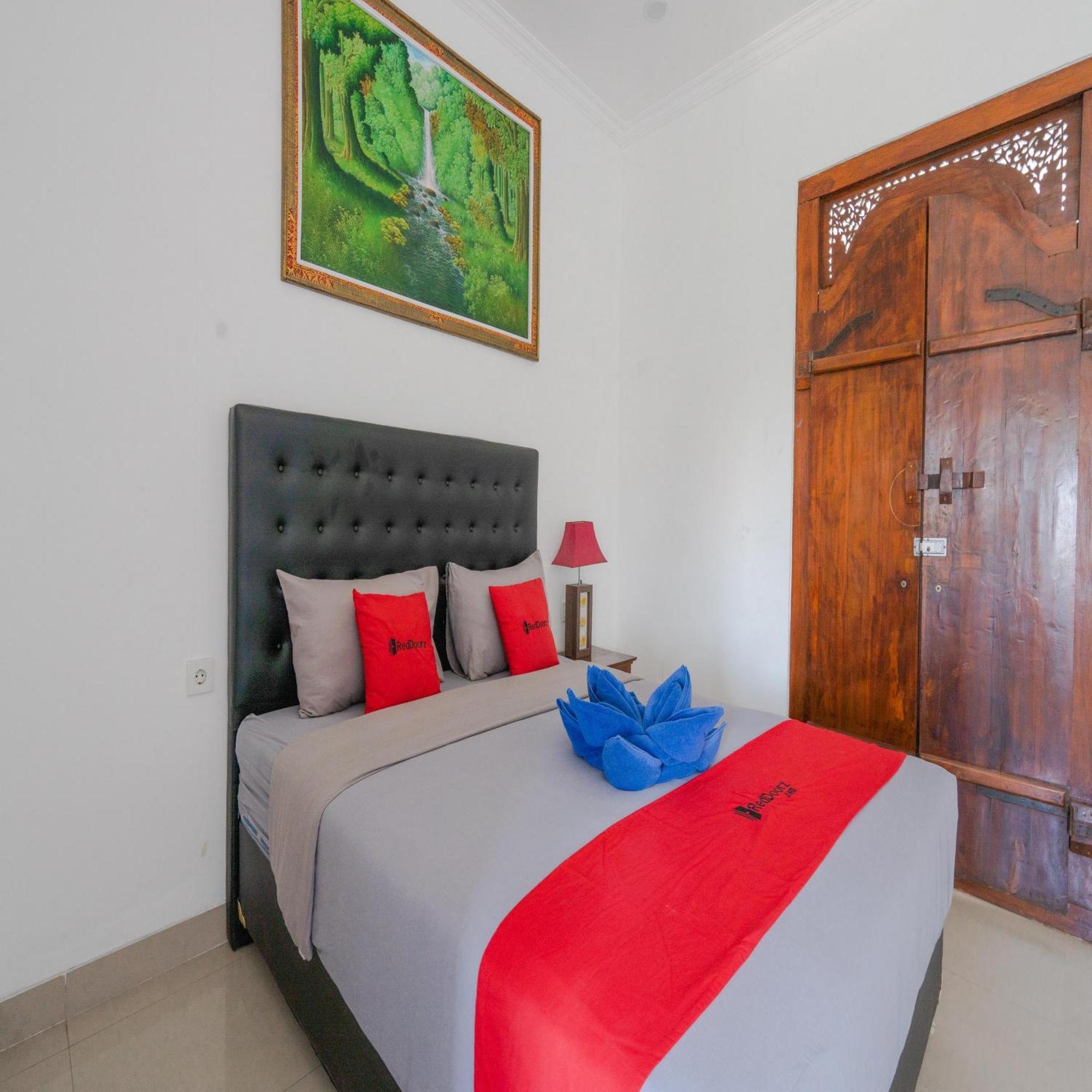 Reddoorz @ Uluwatu Suites Exterior foto